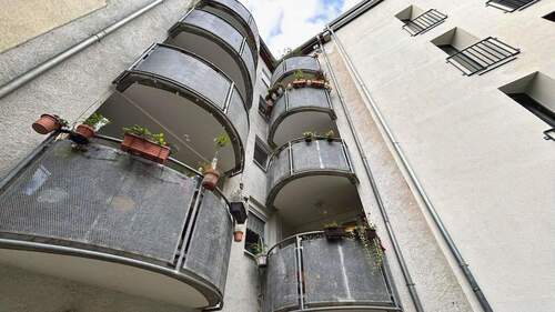 Hinteransicht - Etagenwohnung mit 76,10 m&sup2; in Leipzig zum Kaufen