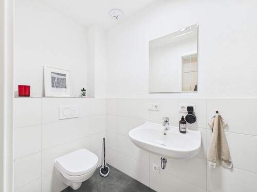 Gäste-WC - 3 Zimmer Etagenwohnung in Friedrichstadt