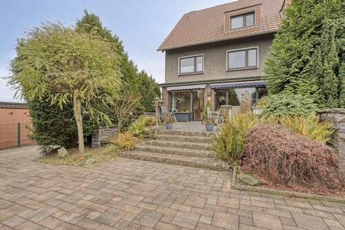 Ansicht Haus aus dem Garten - 