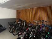 Fahrradabstellplatz - 