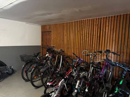 Fahrradabstellplatz - 