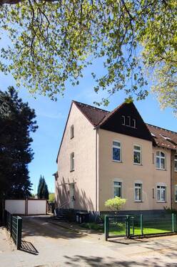 1 - Recklinghausen-Ost! Modernisiertes Zweifamilienhaus mit ausgebautem Dachgeschoss