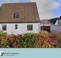 Baugrundstück mit Abrisshaus - Nürnberg-Moorenbrunn - Nürnberg / Moorenbrunn