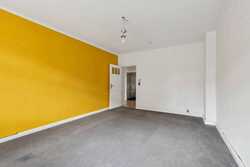 Zimmer 2 - 