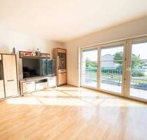Moderne 2-ZKB mit Balkon, EBK & Stellplatz in kleinem Wohnhaus - Ludwigshafen am Rhein Edigheim