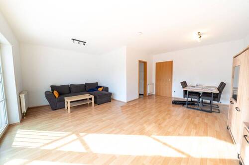 Wohnzimmer - Etagenwohnung mit 58,00 m&sup2; in Ludwigshafen am Rhein zum Kaufen