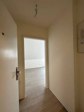 Flur - 1 Zimmer Etagenwohnung zur Miete in München