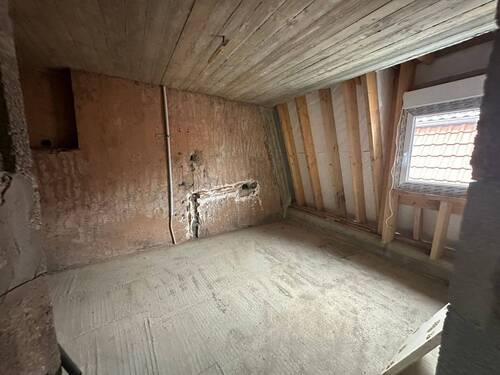 tempImageo8ggon.jpg - 