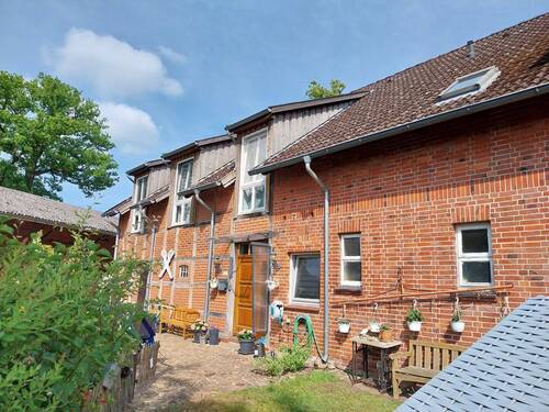 Ansicht Hinten - 1 Zimmer Mehrfamilienhaus, Wohnhaus zum Kaufen in Kirchgellersen / Heiligenthal