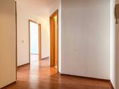 Eingangsbereich - 3 Zimmer Etagenwohnung zum Kaufen in Leipzig