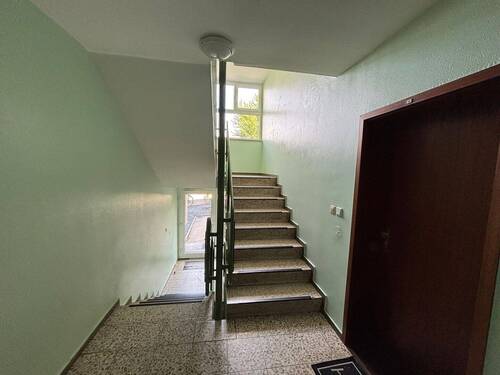 Treppenhaus - 2 Zimmer Etagenwohnung in Husum