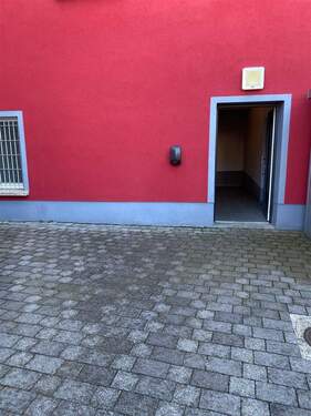 Stellplatz anmietbar im Hof - 