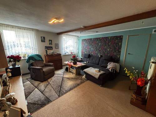 1.OG WHG Nr.2 Wohnzimmer - 