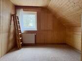Halbes Zimmer Dachgeschoss - 