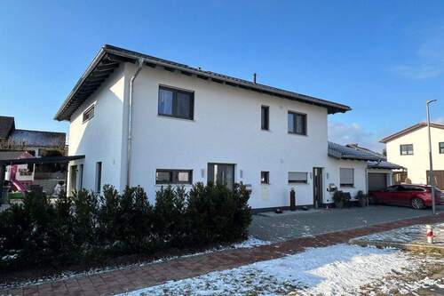 Titelbild - Traumhaus mit Einliegerwohnung in Geiselhöring