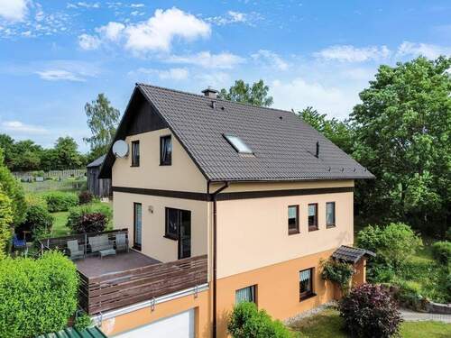 Außenansicht - 6 Zimmer Einfamilienhaus zum Kaufen in Saalburg-Ebersdorf