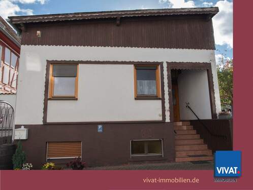 Bild 1 - Wohnhaus mit vielen Optionen (aktuell 2 Apartments und viel Lagerfläche). Käuferprovisionsfrei!