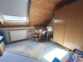 Raum 2 im Obergeschoss - 