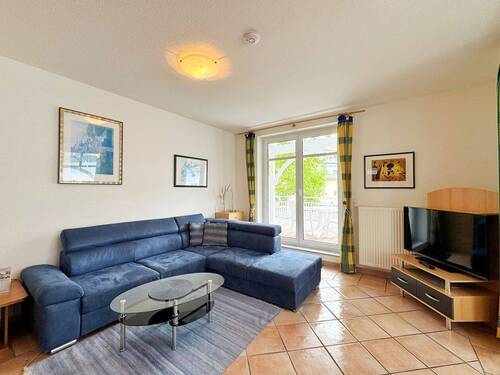 Wohnzimmer Impressionen (2) - Etagenwohnung mit 80,00 m² in Binz zum Kaufen