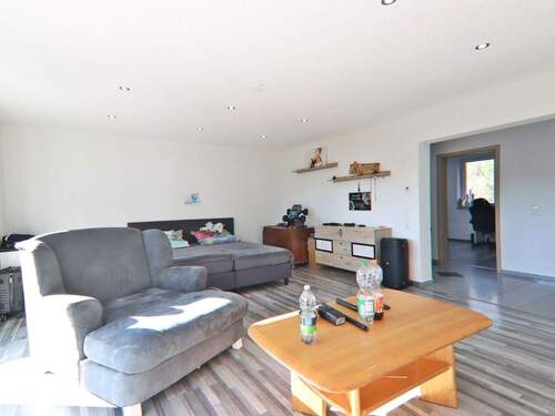 EG Wohnzimmer Bild 1 - 