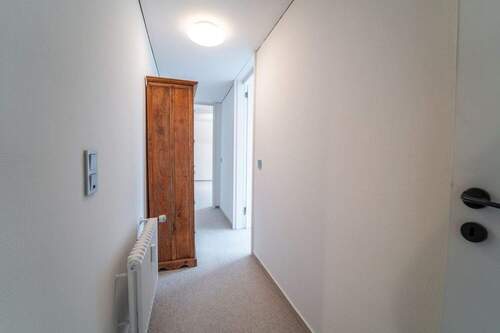 Flur zu den Zimmer - 3 Zimmer Etagenwohnung in Saarlouis