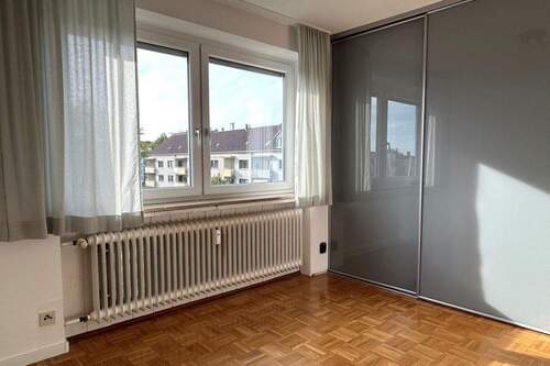 Kinder- oder Arbeitszimmer - 