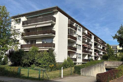 Tiefgaragenzufahrt - Etagenwohnung mit 87,00 m&sup2; in Straubing zum Kaufen