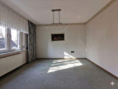 EG: Wohnzimmer - 