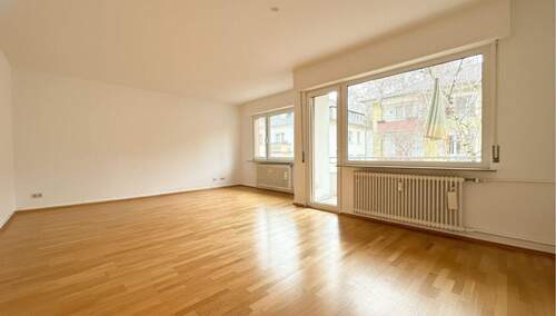 Wohn-/Essbereich Ansicht II - 3 Zimmer Etagenwohnung in Frankfurt am Main