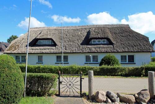 Straßenseite - 7 Zimmer Einfamilienhaus zum Kaufen in Born a. Darß