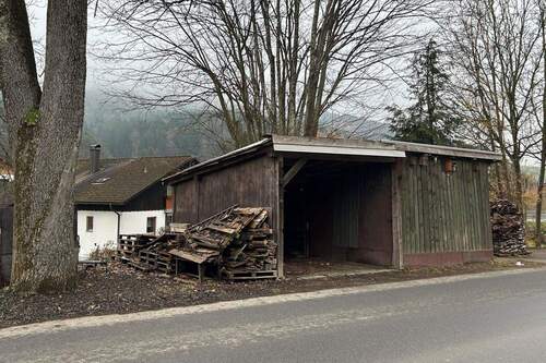 Carport und Scheune - 