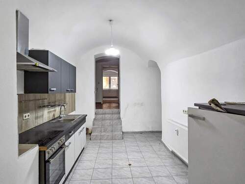 Küche Wohnung EG - 7 Zimmer Mehrfamilienhaus, Wohnhaus in Schleiz