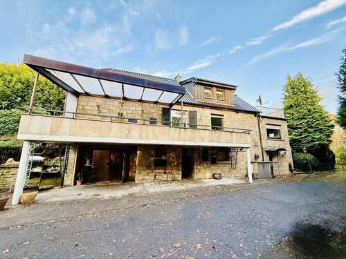 006_Frontalansicht_Hausseite - 