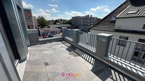 sonnige Dachterrasse - 