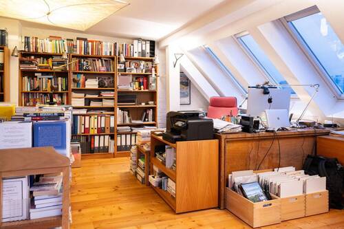 Zimmer 2 - 