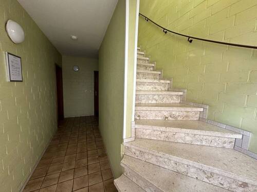 Treppenhaus - 2 Zimmer Etagenwohnung in Husum