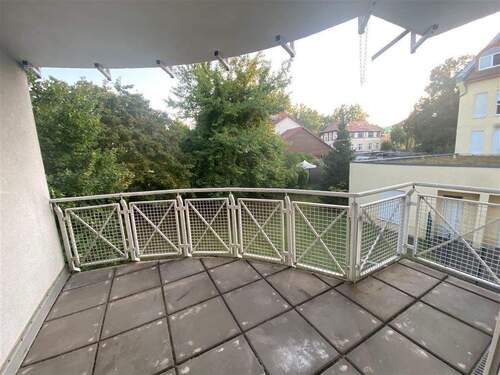 großer Balkon - Wurzen* geräumige 3 Zi. Wohnung * aktuell in Modernisierung* Laminat* 2 Tageslichtbäder* Balkon