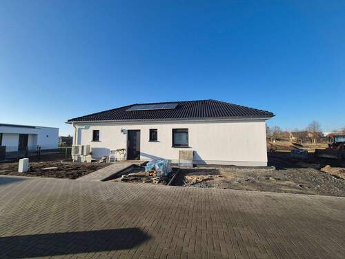 Außenansicht - 4 Zimmer Bungalow in Löbnitz