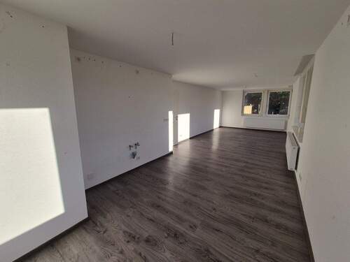 EG: Wohnen und Essen - 