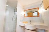 Gästezimmer - Bad - 1.OG - 