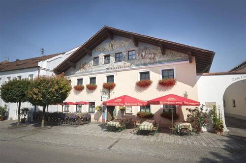 Ansicht - Idealer Familienbetrieb! Zukunftsweisende Gastronomie - Wohnen und Arbeiten vereint!