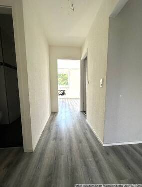 Diele - Etagenwohnung mit 86,30 m&sup2; in Rheinfelden zur Miete