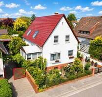 Wohntraum mit Gartenidylle: Gepflegtes EFH mit Kamin, Sauna und Wintergarten - Haßloch