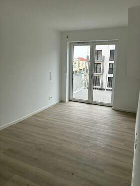 Schlafzimmer - Schöne 2 Zimmer-Wohnung mit Abstellraum und Balkon