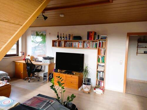 gemütliche Dachwohnung - Wohnen am Fuße des schönsten Bergs Franken