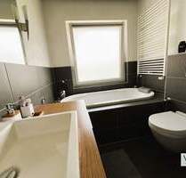 Exklusives Familienanwesen mit Einliegerwohnung, Sauna & Pool-Wohnen und Vermieten in Cremlingen-Hordorf - Cremlingen / Hordorf
