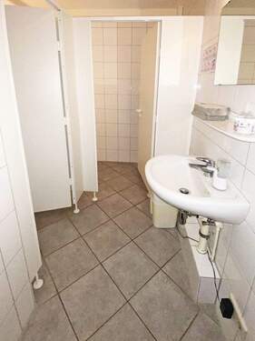 Zugang zu den Toiletten - 