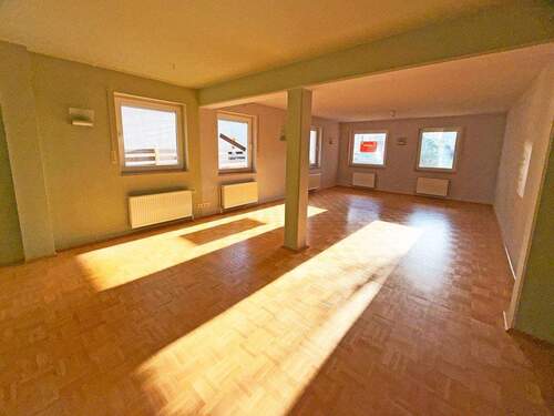 Praxis-/Behandlungsraum - 