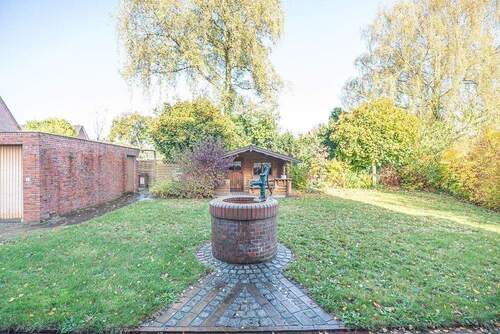 Bäume und Büsche sind ein natürlicher Sichtschutz - 