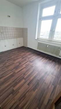 20260325_110610_copy_748x1330 - 